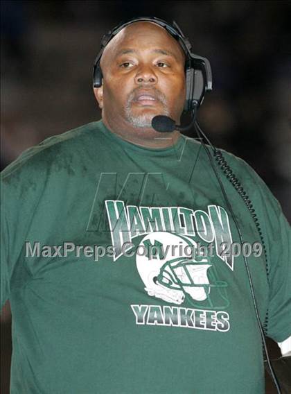 Thumbnail 2 in El Camino Real vs. Hamilton (CIF LA City Section D2 Final) photogallery.