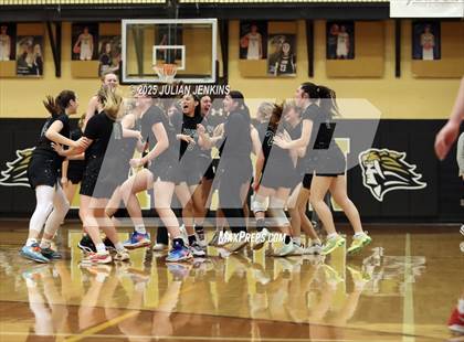Thumbnail 2 in Eagle vs. Owyhee photogallery.