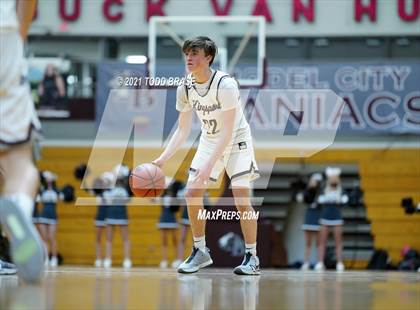 Thumbnail 3 in Daniel Boone @ Dobyns-Bennett photogallery.