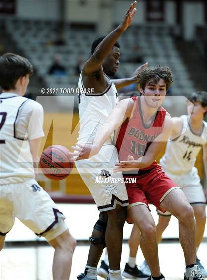 Thumbnail 3 in Daniel Boone @ Dobyns-Bennett photogallery.