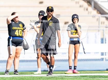 Thumbnail 2 in Ventura vs. Oak Park photogallery.