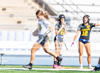 Thumbnail 1 in Ventura vs. Oak Park photogallery.