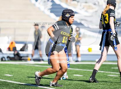 Thumbnail 3 in Ventura vs. Oak Park photogallery.