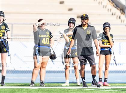 Thumbnail 1 in Ventura vs. Oak Park photogallery.