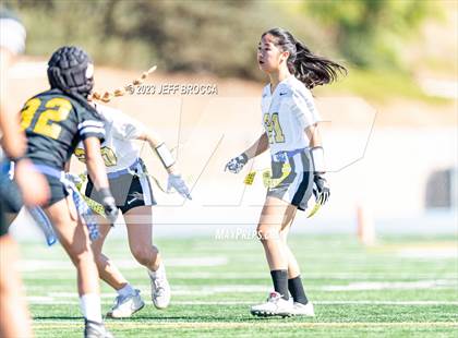 Thumbnail 2 in Ventura vs. Oak Park photogallery.