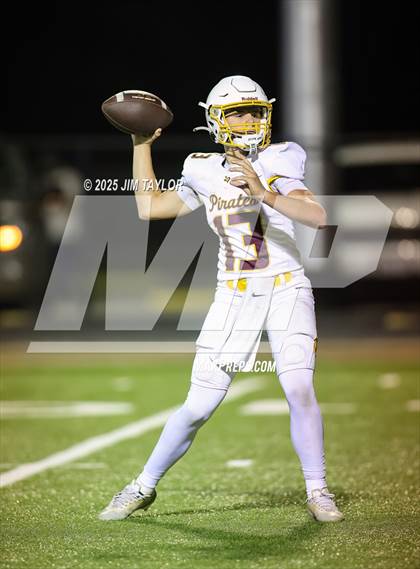 Thumbnail 3 in JV: Collinsville @ Santo photogallery.