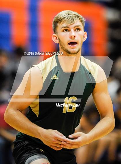 Thumbnail 2 in Skyline vs Cactus (Westwood Invitational) photogallery.