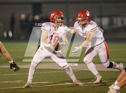Thumbnail 3 in Madison @ Eagle (IDHSAA 6A State Quarterfinal) photogallery.