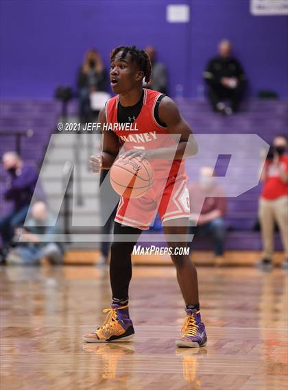 Thumbnail 3 in Chaney vs. Gilmour Academy (OHSAA D2 Regional Semifinal) photogallery.