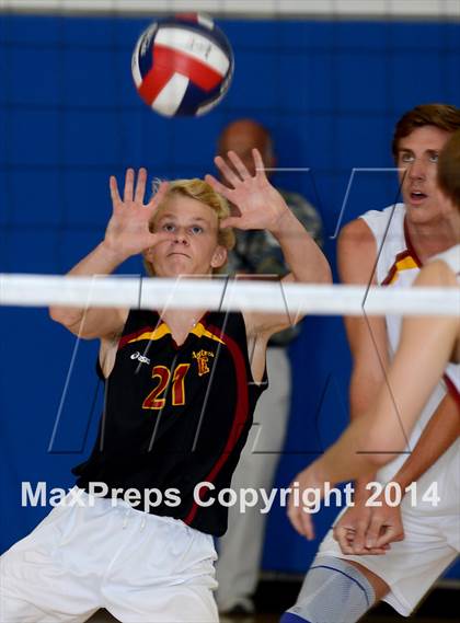 Thumbnail 2 in Corona del Mar vs. Esperanza (CIF SoCal D2 Regional Final) photogallery.