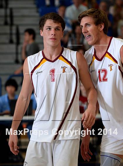 Thumbnail 1 in Corona del Mar vs. Esperanza (CIF SoCal D2 Regional Final) photogallery.