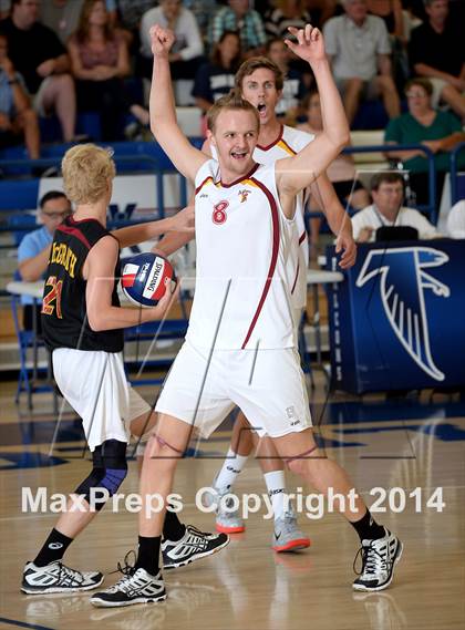 Thumbnail 1 in Corona del Mar vs. Esperanza (CIF SoCal D2 Regional Final) photogallery.