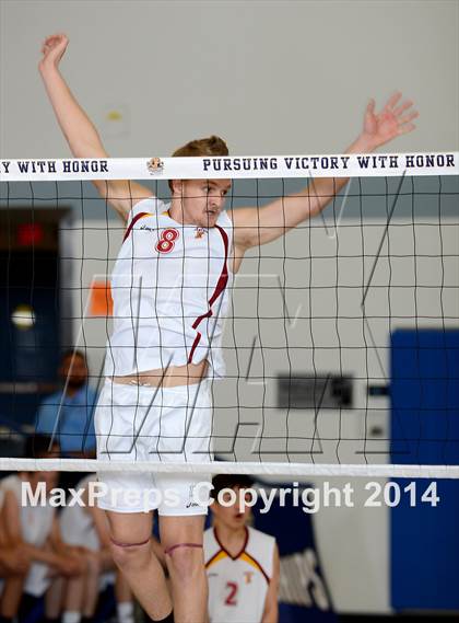 Thumbnail 3 in Corona del Mar vs. Esperanza (CIF SoCal D2 Regional Final) photogallery.