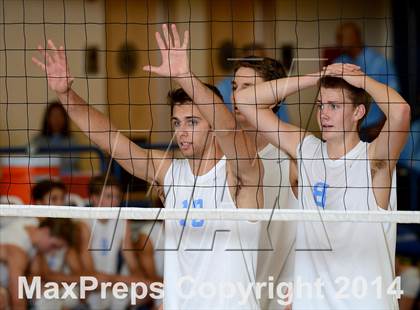 Thumbnail 1 in Corona del Mar vs. Esperanza (CIF SoCal D2 Regional Final) photogallery.