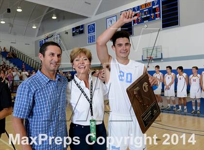 Thumbnail 1 in Corona del Mar vs. Esperanza (CIF SoCal D2 Regional Final) photogallery.