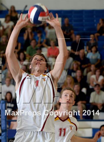 Thumbnail 3 in Corona del Mar vs. Esperanza (CIF SoCal D2 Regional Final) photogallery.