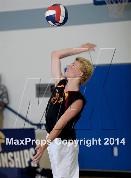 Thumbnail 2 in Corona del Mar vs. Esperanza (CIF SoCal D2 Regional Final) photogallery.