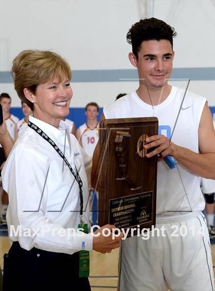 Thumbnail 2 in Corona del Mar vs. Esperanza (CIF SoCal D2 Regional Final) photogallery.