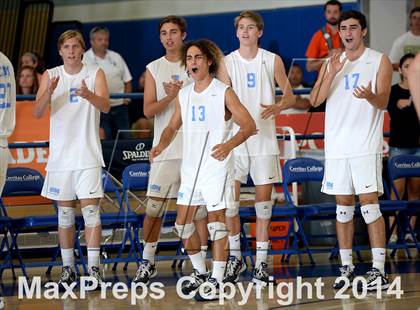 Thumbnail 2 in Corona del Mar vs. Esperanza (CIF SoCal D2 Regional Final) photogallery.