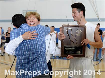 Thumbnail 3 in Corona del Mar vs. Esperanza (CIF SoCal D2 Regional Final) photogallery.