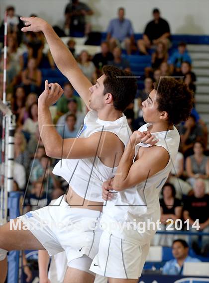 Thumbnail 1 in Corona del Mar vs. Esperanza (CIF SoCal D2 Regional Final) photogallery.