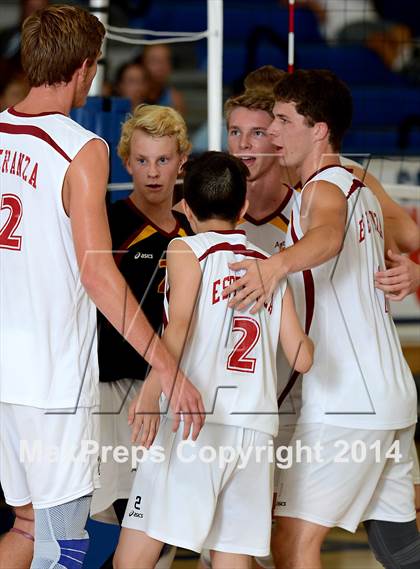 Thumbnail 3 in Corona del Mar vs. Esperanza (CIF SoCal D2 Regional Final) photogallery.