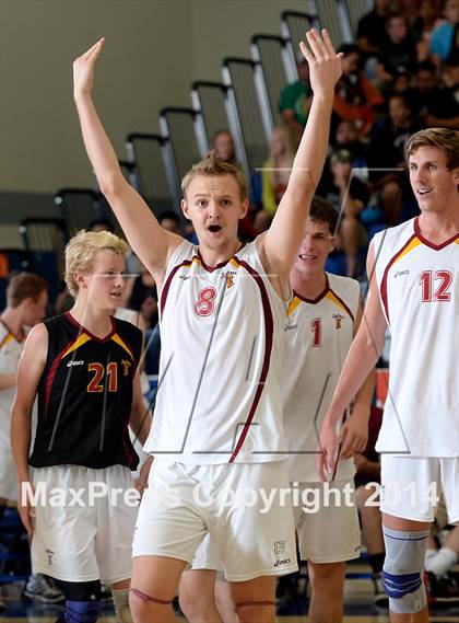 Thumbnail 1 in Corona del Mar vs. Esperanza (CIF SoCal D2 Regional Final) photogallery.