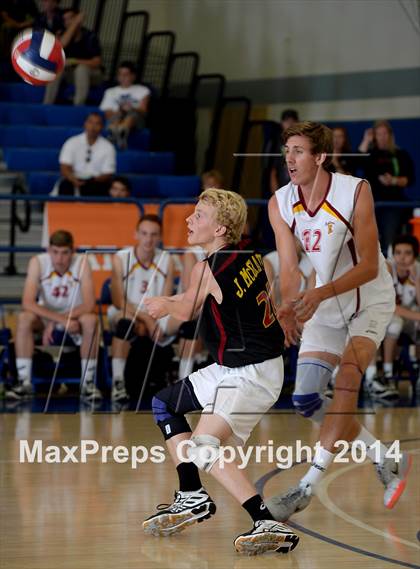 Thumbnail 2 in Corona del Mar vs. Esperanza (CIF SoCal D2 Regional Final) photogallery.