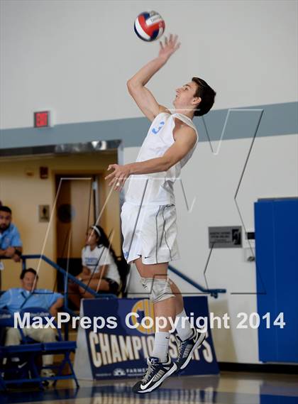 Thumbnail 2 in Corona del Mar vs. Esperanza (CIF SoCal D2 Regional Final) photogallery.