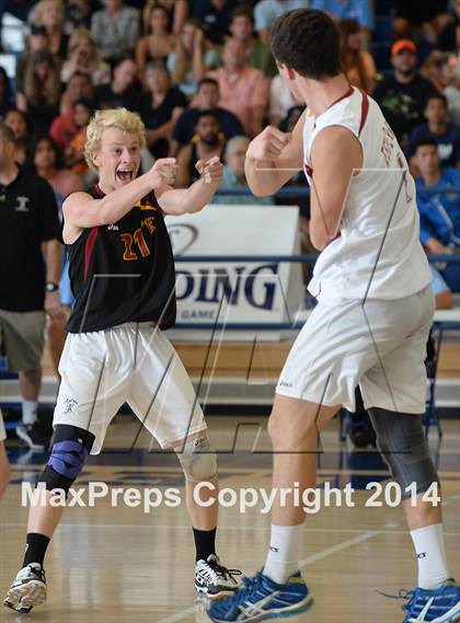 Thumbnail 1 in Corona del Mar vs. Esperanza (CIF SoCal D2 Regional Final) photogallery.
