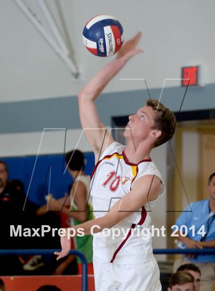 Thumbnail 2 in Corona del Mar vs. Esperanza (CIF SoCal D2 Regional Final) photogallery.