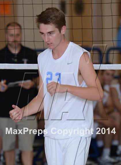 Thumbnail 2 in Corona del Mar vs. Esperanza (CIF SoCal D2 Regional Final) photogallery.