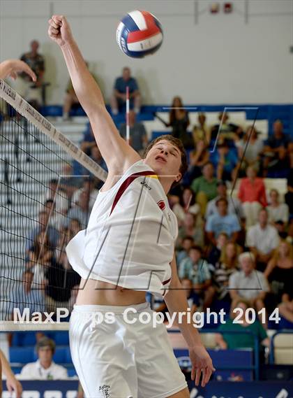 Thumbnail 3 in Corona del Mar vs. Esperanza (CIF SoCal D2 Regional Final) photogallery.