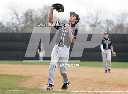Thumbnail 3 in Willis @ College Station photogallery.