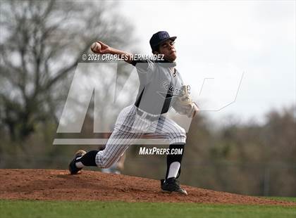 Thumbnail 3 in Willis @ College Station photogallery.