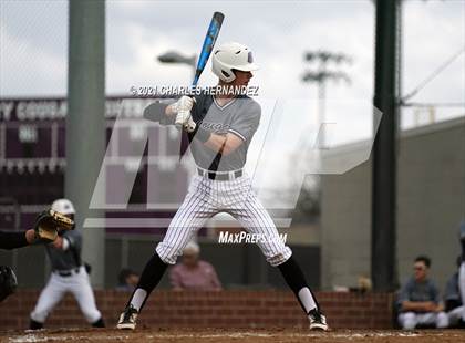 Thumbnail 3 in Willis @ College Station photogallery.