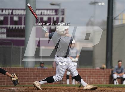 Thumbnail 1 in Willis @ College Station photogallery.
