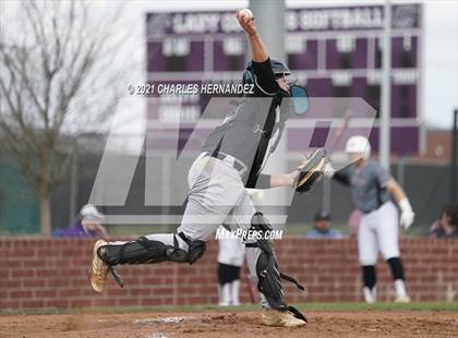 Thumbnail 3 in Willis @ College Station photogallery.