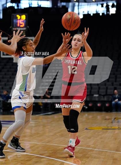 Thumbnail 2 in Imperial @ Branson (CIF State Division IV Final) photogallery.