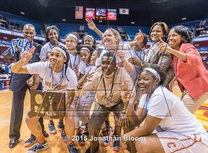 Thumbnail 3 in Northwest Catholic vs. Capital Prep (CIAC Class L Final) photogallery.