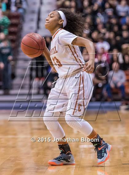 Thumbnail 1 in Northwest Catholic vs. Capital Prep (CIAC Class L Final) photogallery.