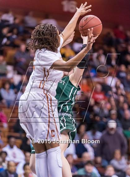Thumbnail 3 in Northwest Catholic vs. Capital Prep (CIAC Class L Final) photogallery.