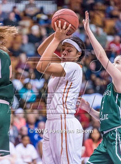 Thumbnail 1 in Northwest Catholic vs. Capital Prep (CIAC Class L Final) photogallery.