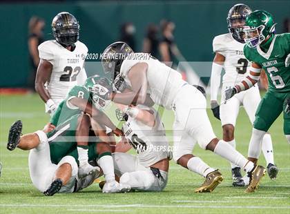 Thumbnail 1 in Mansfield vs Arlington photogallery.