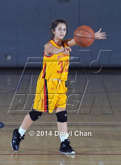Thumbnail 2 in La Puente vs Rosary (San Gabriel Christmas Tournament) photogallery.