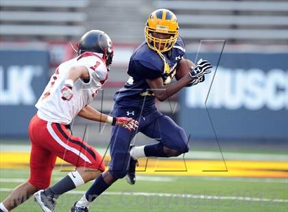 Thumbnail 3 in Riverdale Baptist vs. St. Stephen's & St. Agnes (I-95 Kickoff Classic) photogallery.