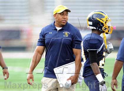 Thumbnail 2 in Riverdale Baptist vs. St. Stephen's & St. Agnes (I-95 Kickoff Classic) photogallery.