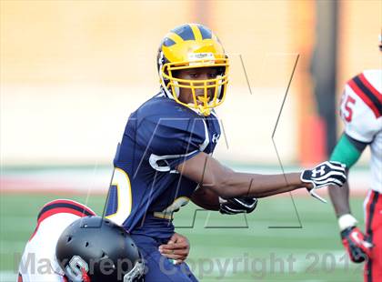 Thumbnail 3 in Riverdale Baptist vs. St. Stephen's & St. Agnes (I-95 Kickoff Classic) photogallery.