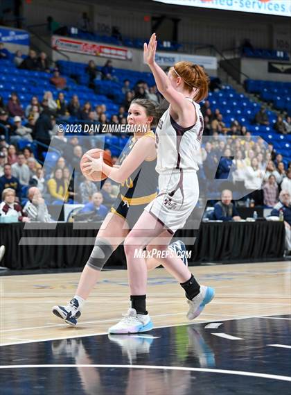 Thumbnail 3 in Old Forge vs. Montrose (PIAA 2A Division 2 Final) photogallery.