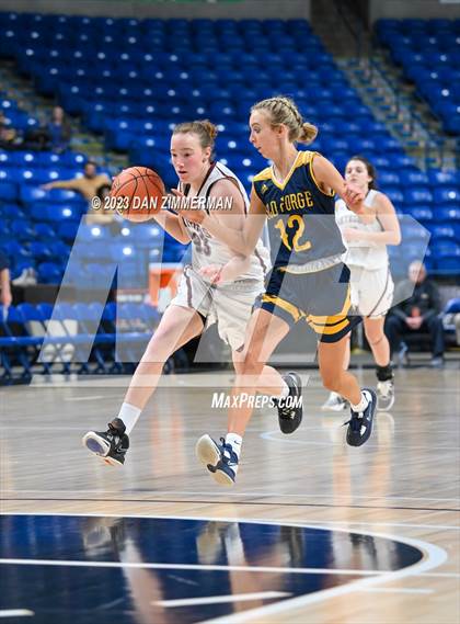 Thumbnail 3 in Old Forge vs. Montrose (PIAA 2A Division 2 Final) photogallery.